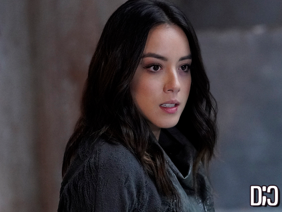 Chloe Bennet deixa projeto de live action das Meninas Superpoderosas