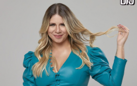 Cantora Marília Mendonça morre em acidente de avião