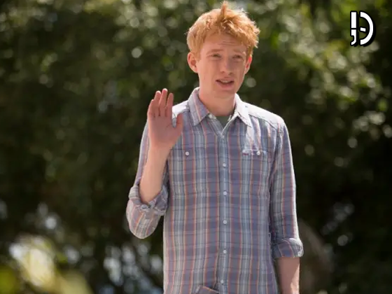 Filme de Guy Ritchie adiciona Domhnall Gleeson ao elenco