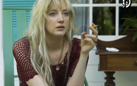 Andrea Riseborough escalada em cinebiografia de Isabella Blow, “The Queen of Fashion”