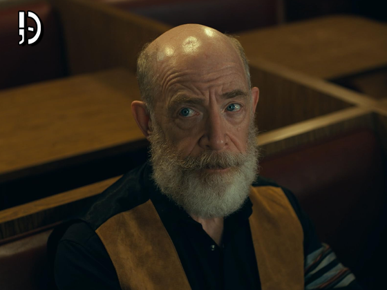 J.K. Simmons estará em “Spaceman”, ficção científica de fantasia