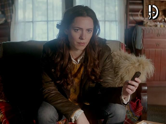 Série de Evan Peters e Ryan Murphy adiciona Rebecca Hall ao elenco
