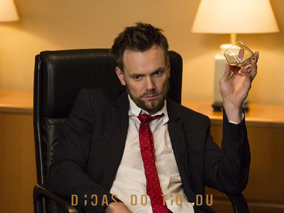 Joel McHale se junta a “Pânico 7″como marido de Sidney Prescott