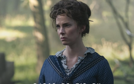 Betty Gilpin entra para elenco de comédia romântica “Office Romance”