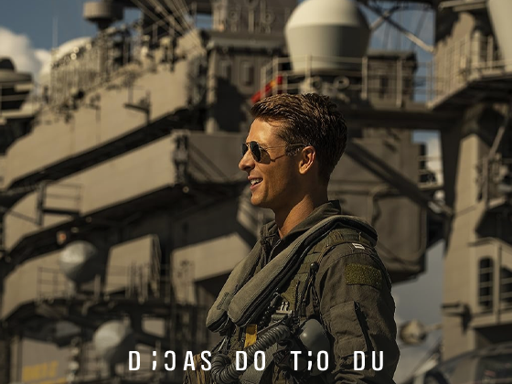 Glen Powell estará em comédia de Judd Apatow na Universal