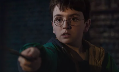 “Harry Potter” ganha novo trailer com Chapéu Seletor, Quadribol e Snape