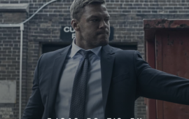 Alan Ritchson negocia papel principal na adaptação de “Helldivers” pela Sony