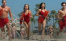 “Baywatch” ganha trailer com resgates perigosos e dramas entre salva-vidas