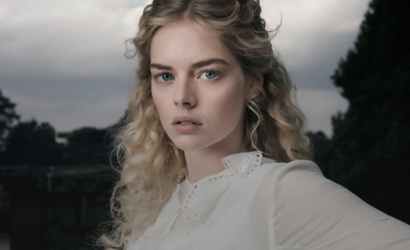 Samara Weaving entra para o elenco de “Naughty”, comédia natalina estrelada por Jennifer Aniston
